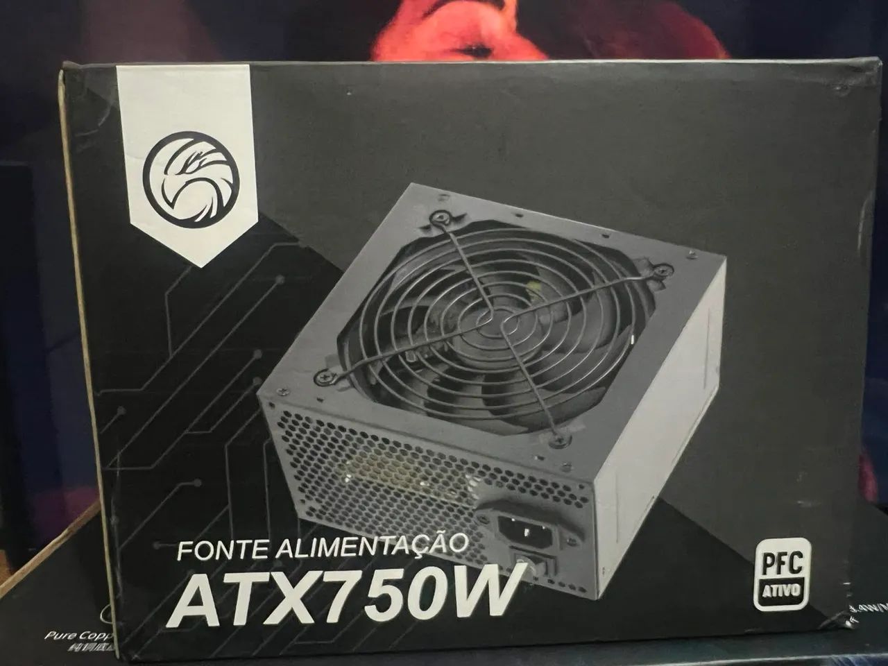 Fonte 750w PFC SEMI MODULAR BIVOLT AUTOMÁTICO 2x Pci-e 8 Pinos 6+2 PI