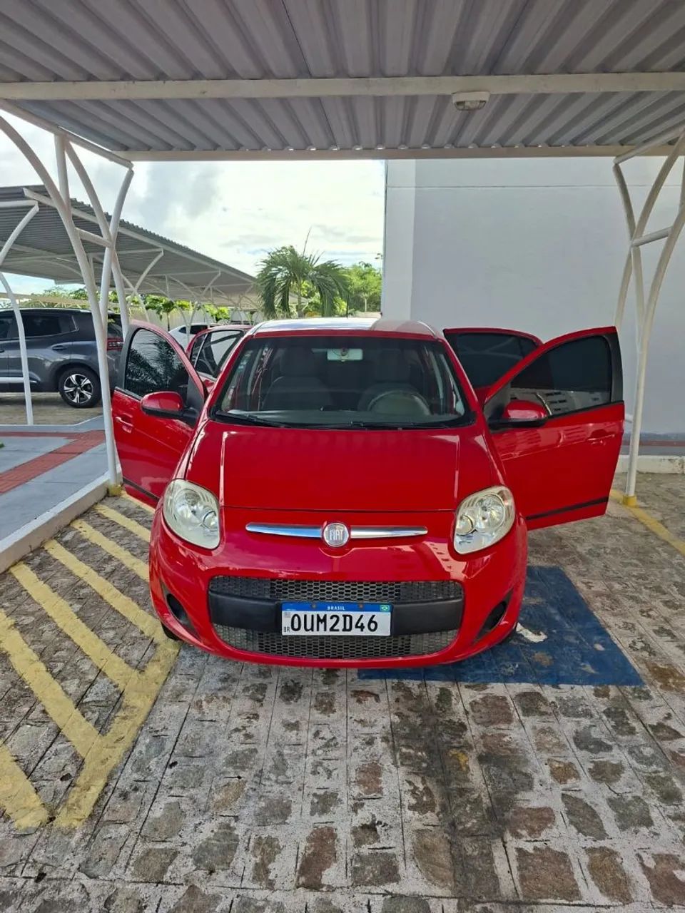 Fiat Palio Attractive 1.0 EVO Fire Flex 8V 5P 2014 - Foto 3