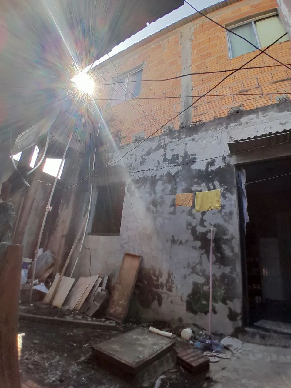 Vendo casa com ap atrás e ponto comercial em ITACOATIARA   - Foto 4