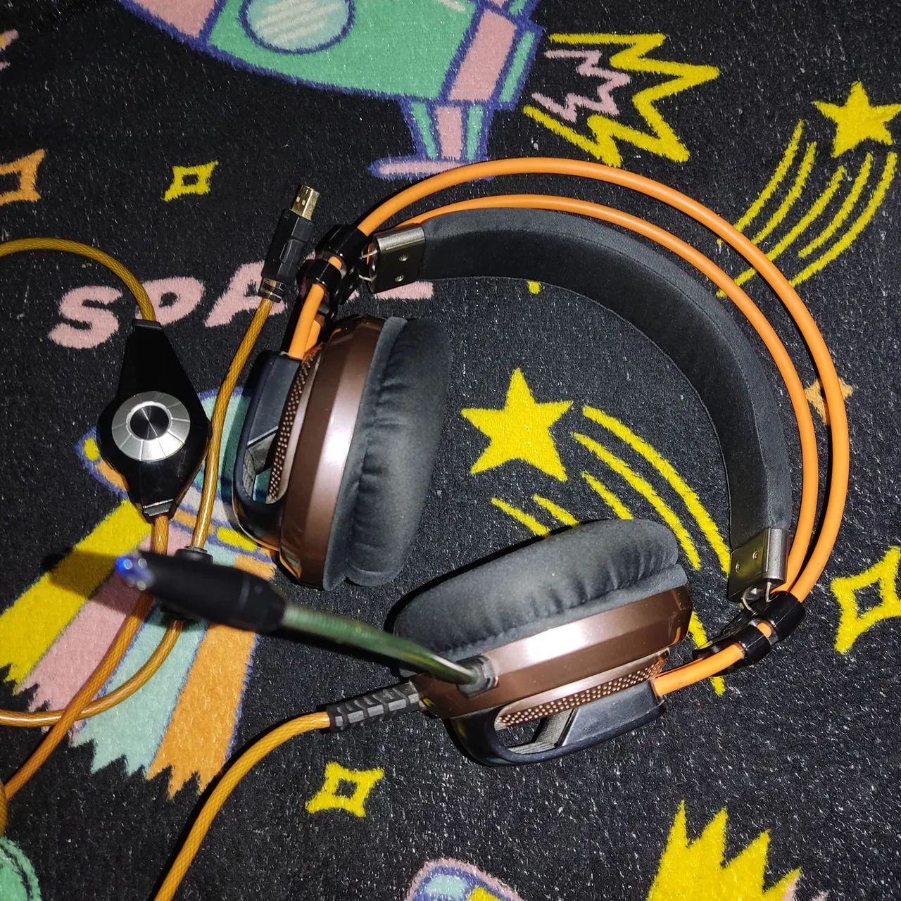 Headset em ótimo estado