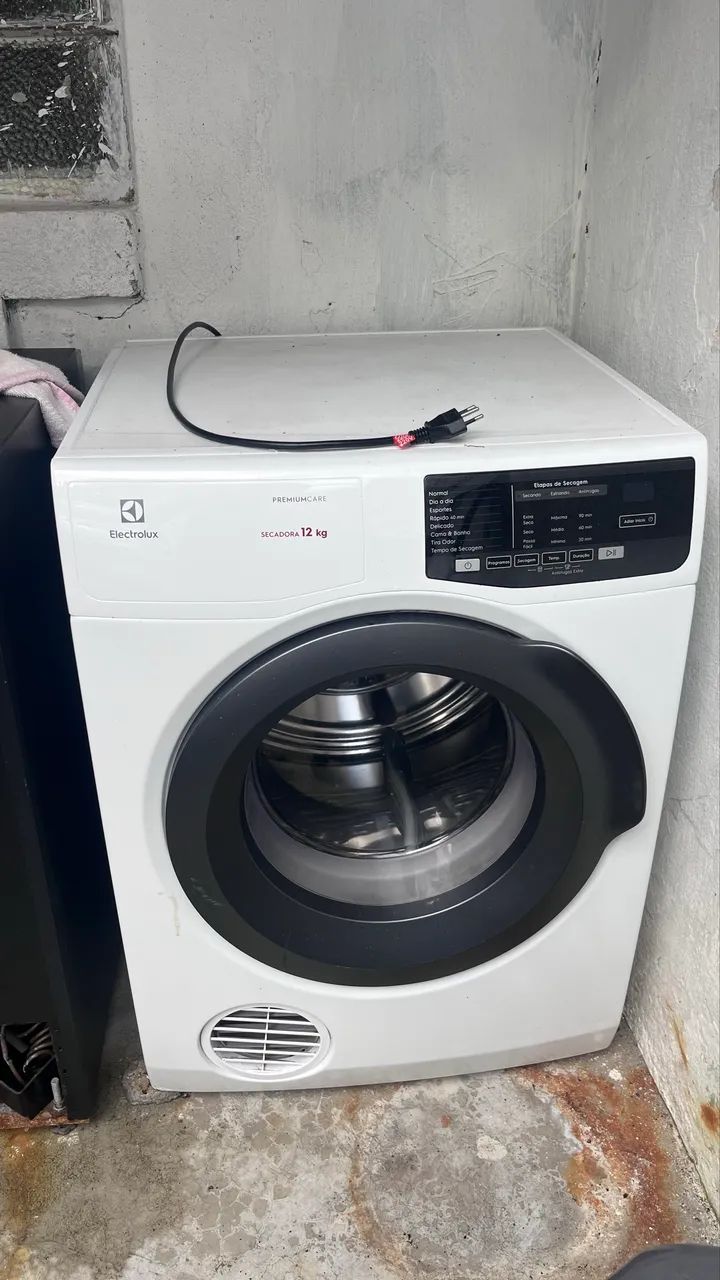 Secadora de roupas 12 kg com defeito, nao funciona 