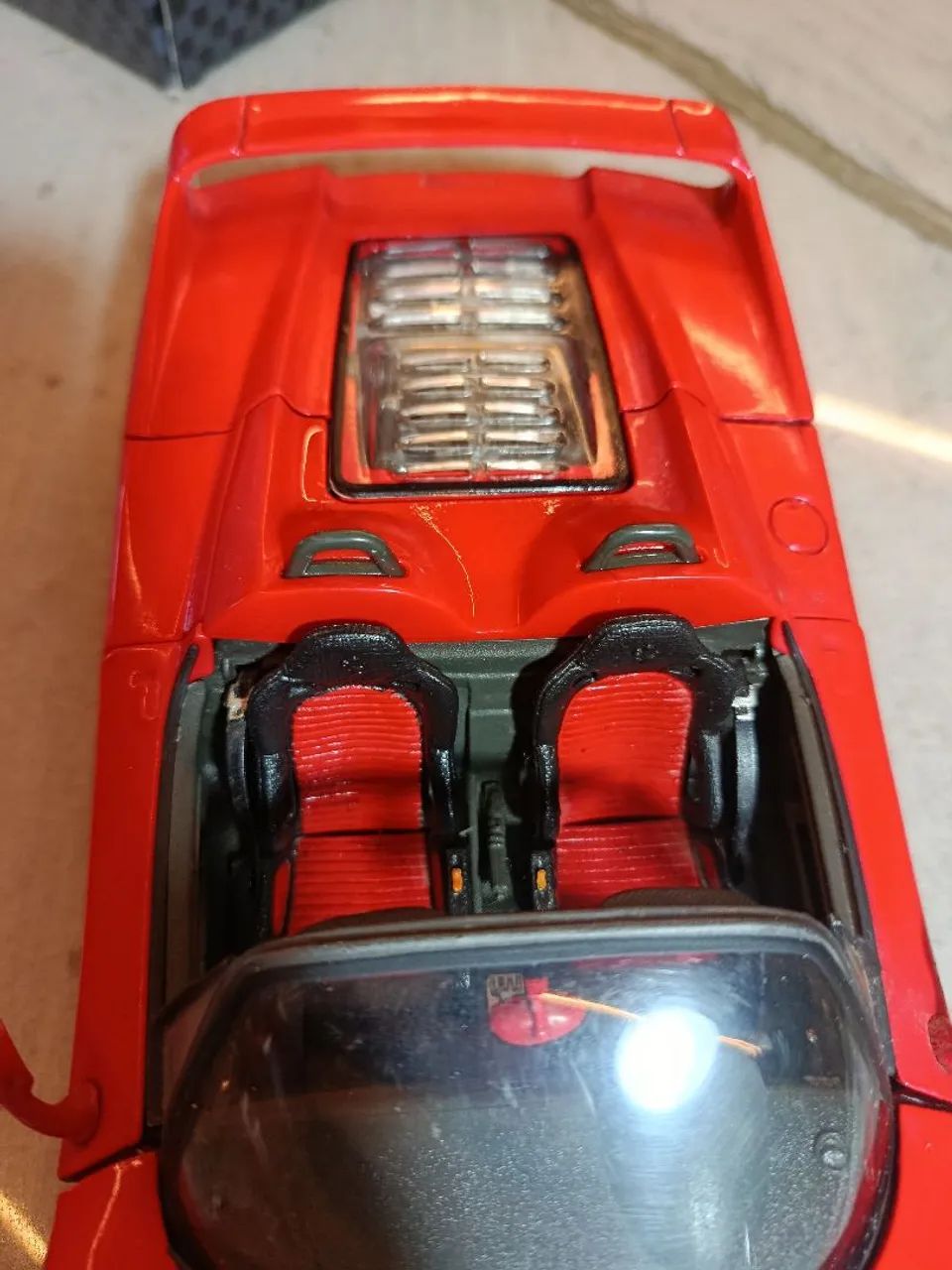 Maisto Ferrari F50 Shell Collection 1:18 - Foto 4