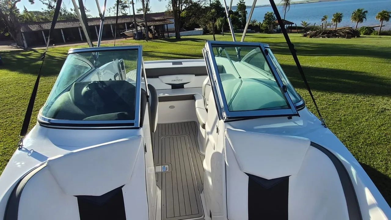 Triton 230 Aberta - Foto 12