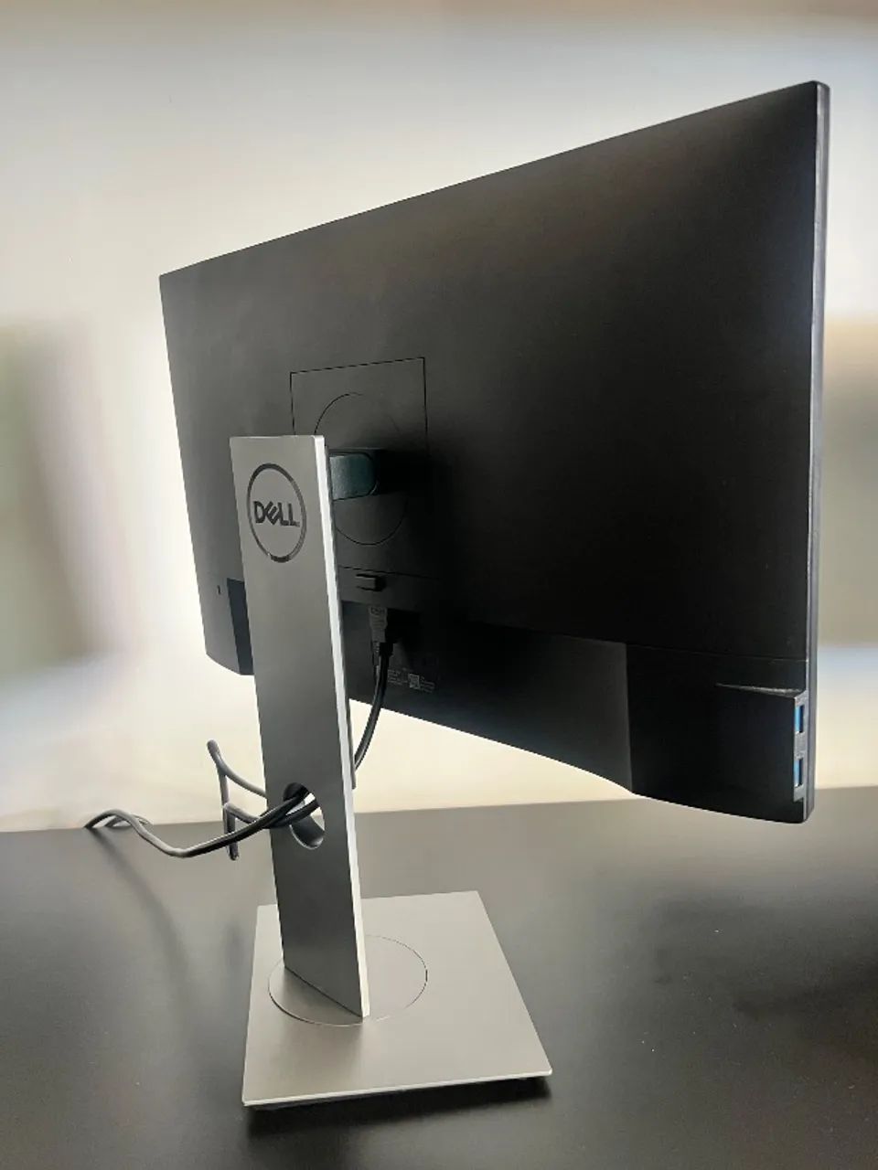Monitor DELL 24 IPS Borda infinita - Foto 2