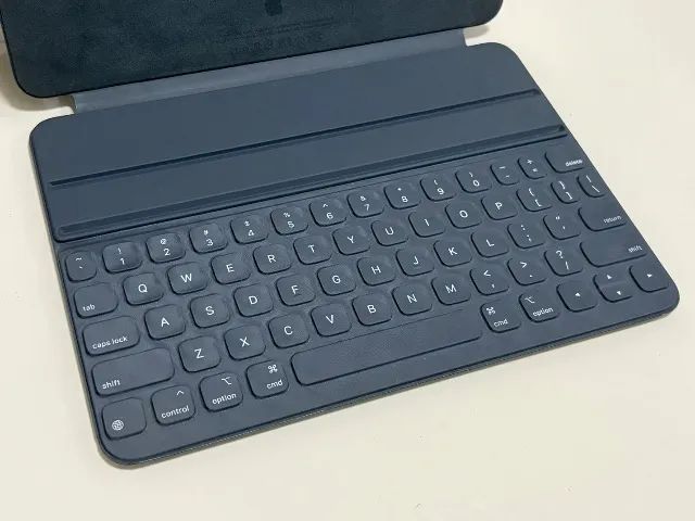 Teclado Apple Smart Keyboard Folio P/ Ipad Pro 11 Air 4 Air 5