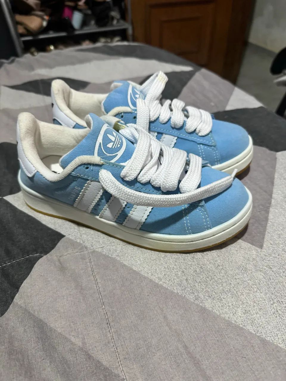 Tênis Azul Claro  36