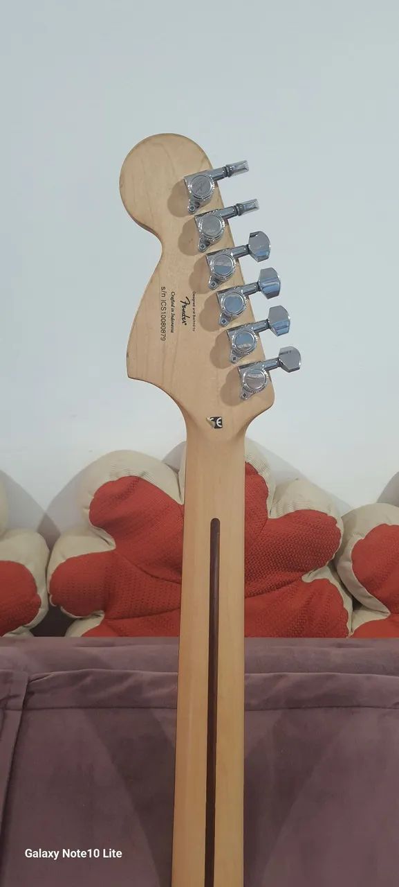 Guitarra stratocaster  - Foto 2