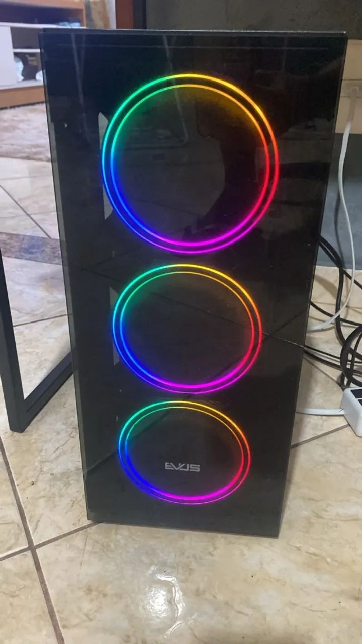 PC Gamer / Home Office Ryzen 3 2200G + SSD 