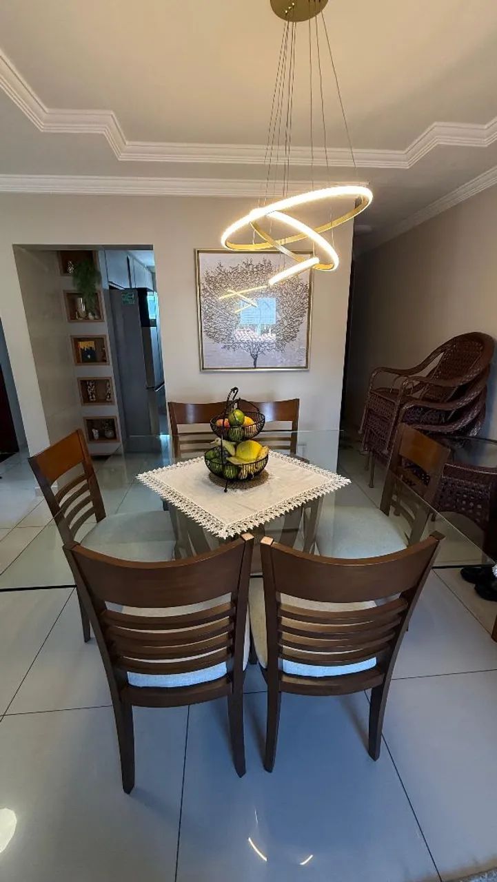 Mesa de Jantar com 6 cadeiras - Foto 2