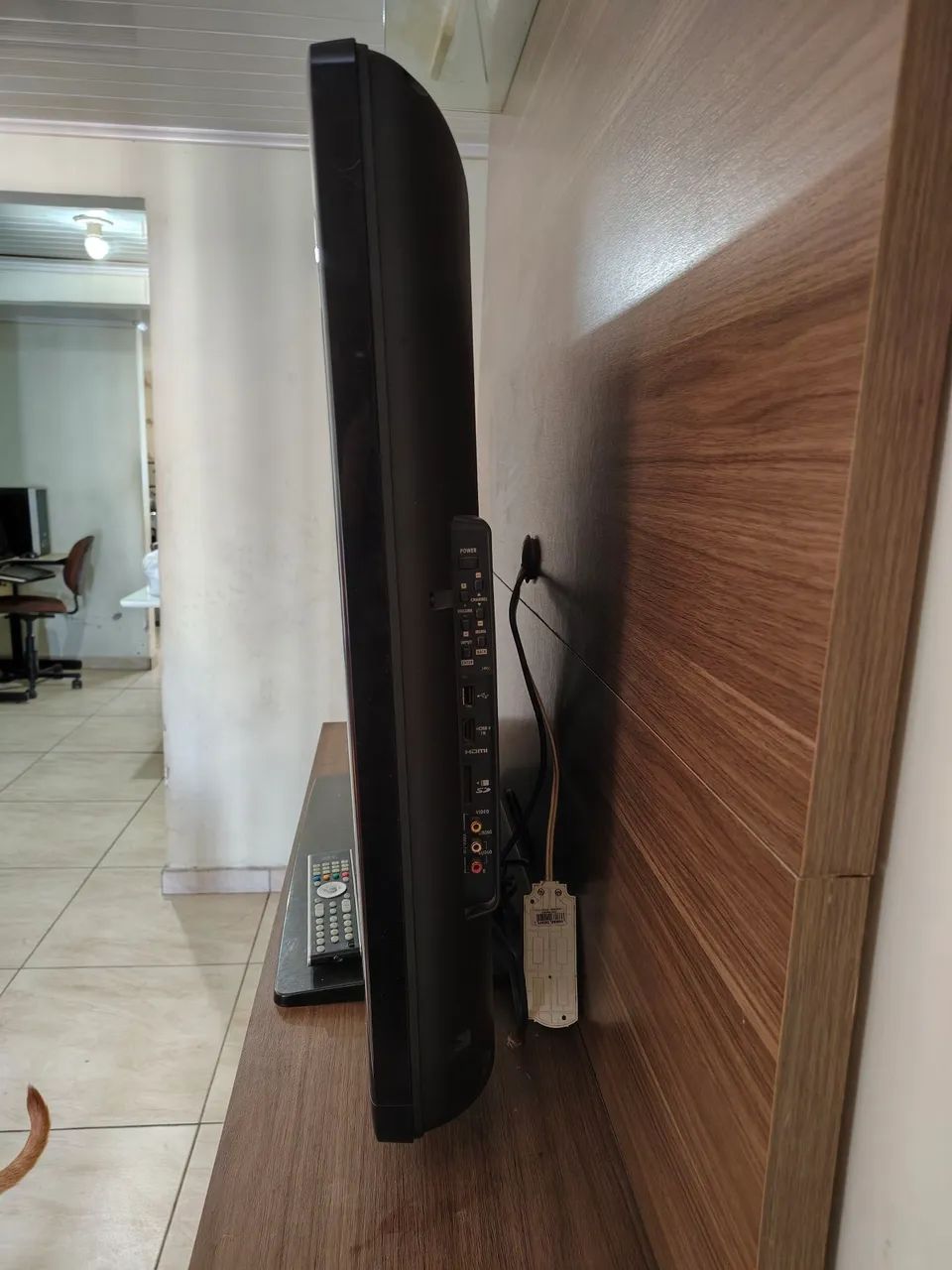 TV Semp 39 polegadas com Controle e Conversor Digital Integrado - Excelente Estado - Foto 3