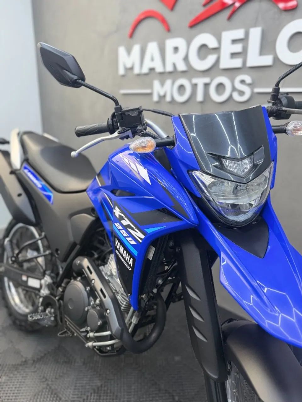 YAMAHA XTZ 250 LANDER ABS  2024 - Foto 4