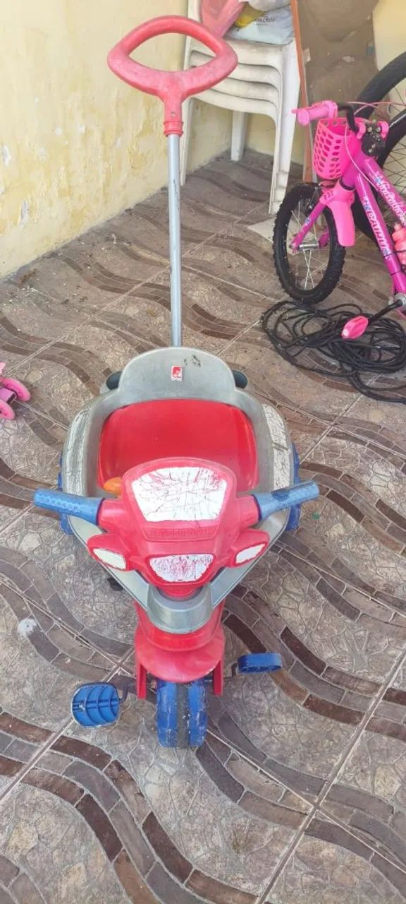 Triciclo infantil Carrinho 