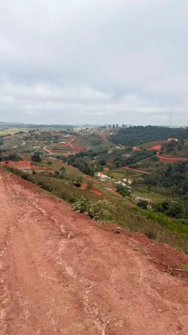 HE Terrenos num local incrível com ótimo acesso! - Foto 5