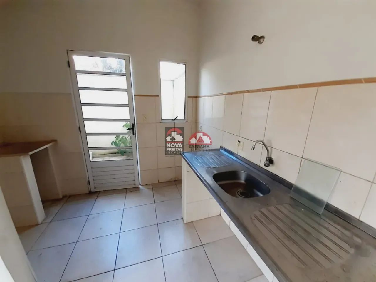 Apartamento/Edifício de Kitinetes - Residencial - No bairro Bosque da Princesa - Foto 5