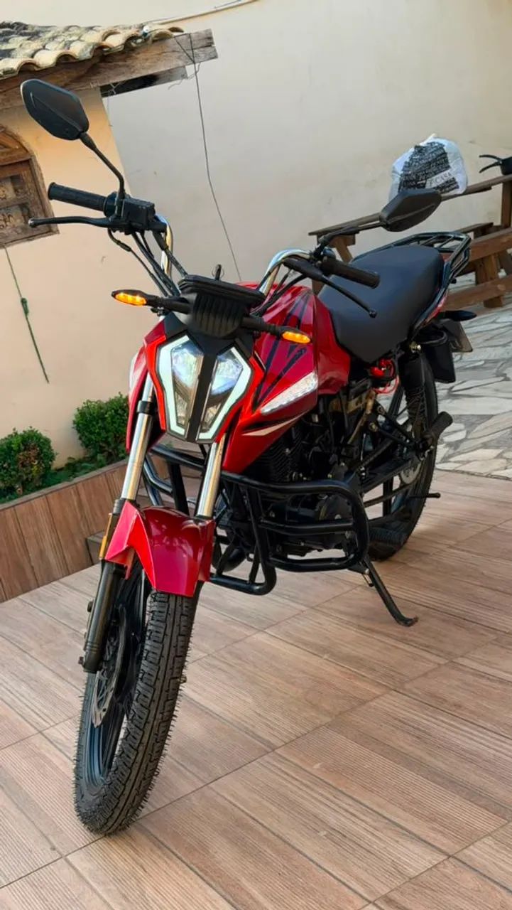 Moto muito nova