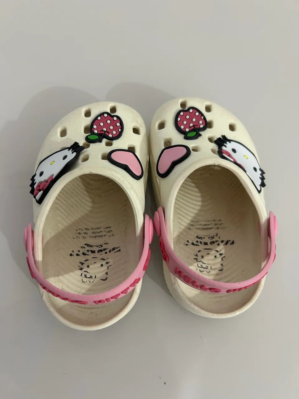 Estilo Crocs Hello Kitty