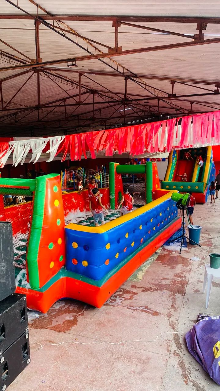 Canhão de Espuma + Futebol de Sabão