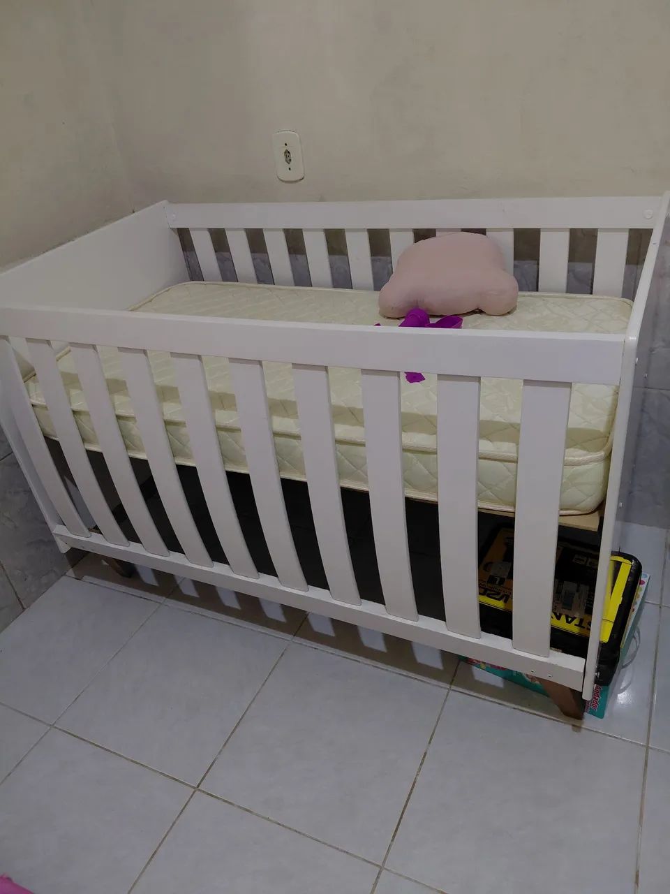 Vendo Berço + colchão