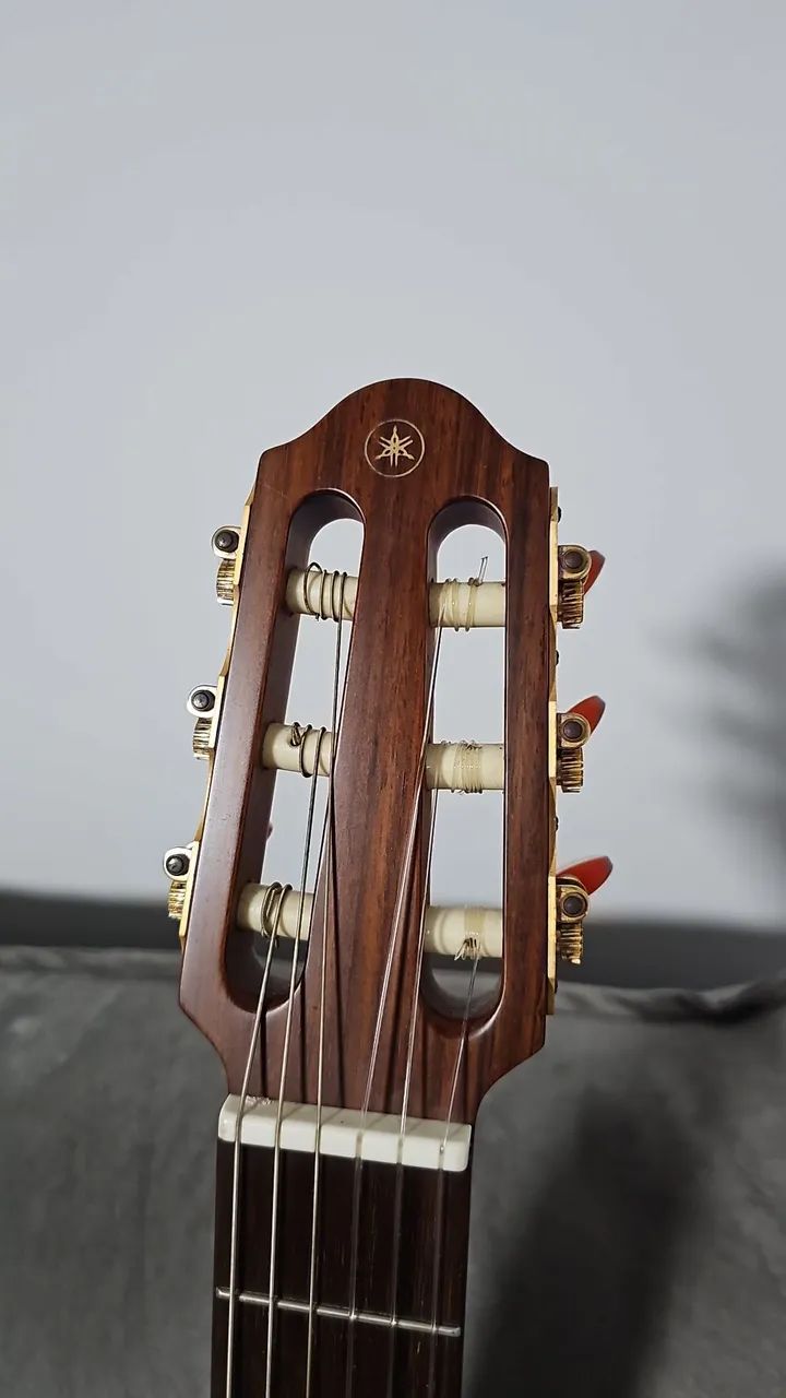 Vendo violão Yamaha silent vazado.  - Foto 5