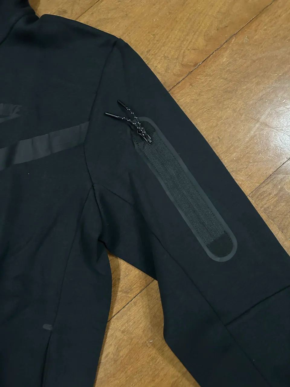 NIKE TECH FLEECE PRETO M - Foto 5