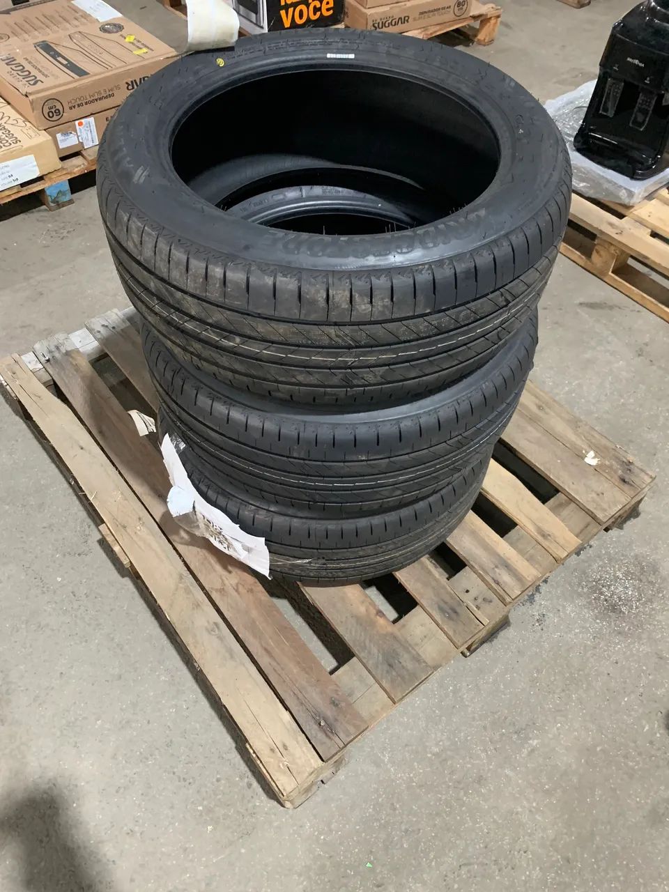 3 PNEUS BRIDGESTONE ALENZA 001 225/50R18 95V 