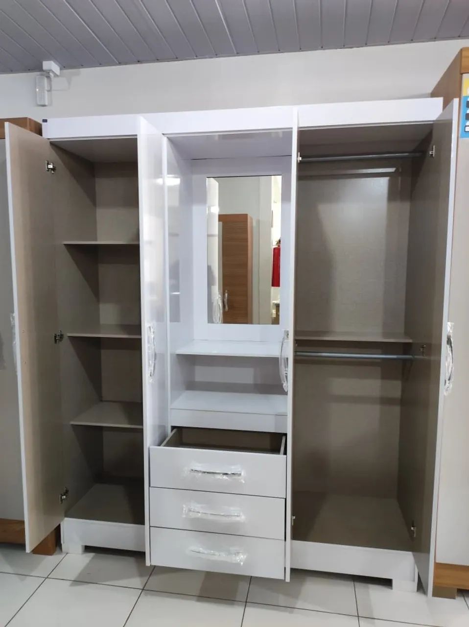 Guarda roupa de casal novo - Foto 5