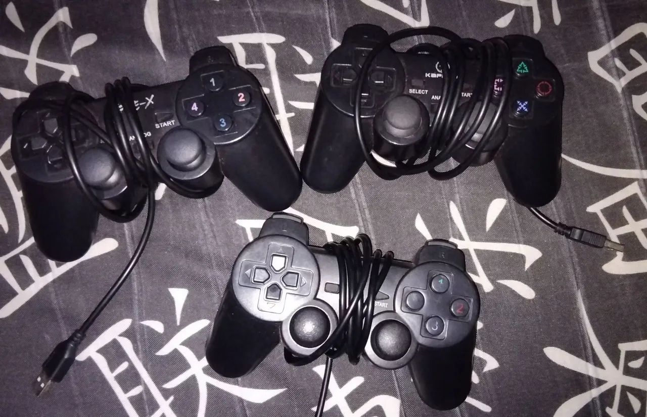 Controles de PS2com cabo USB para PC