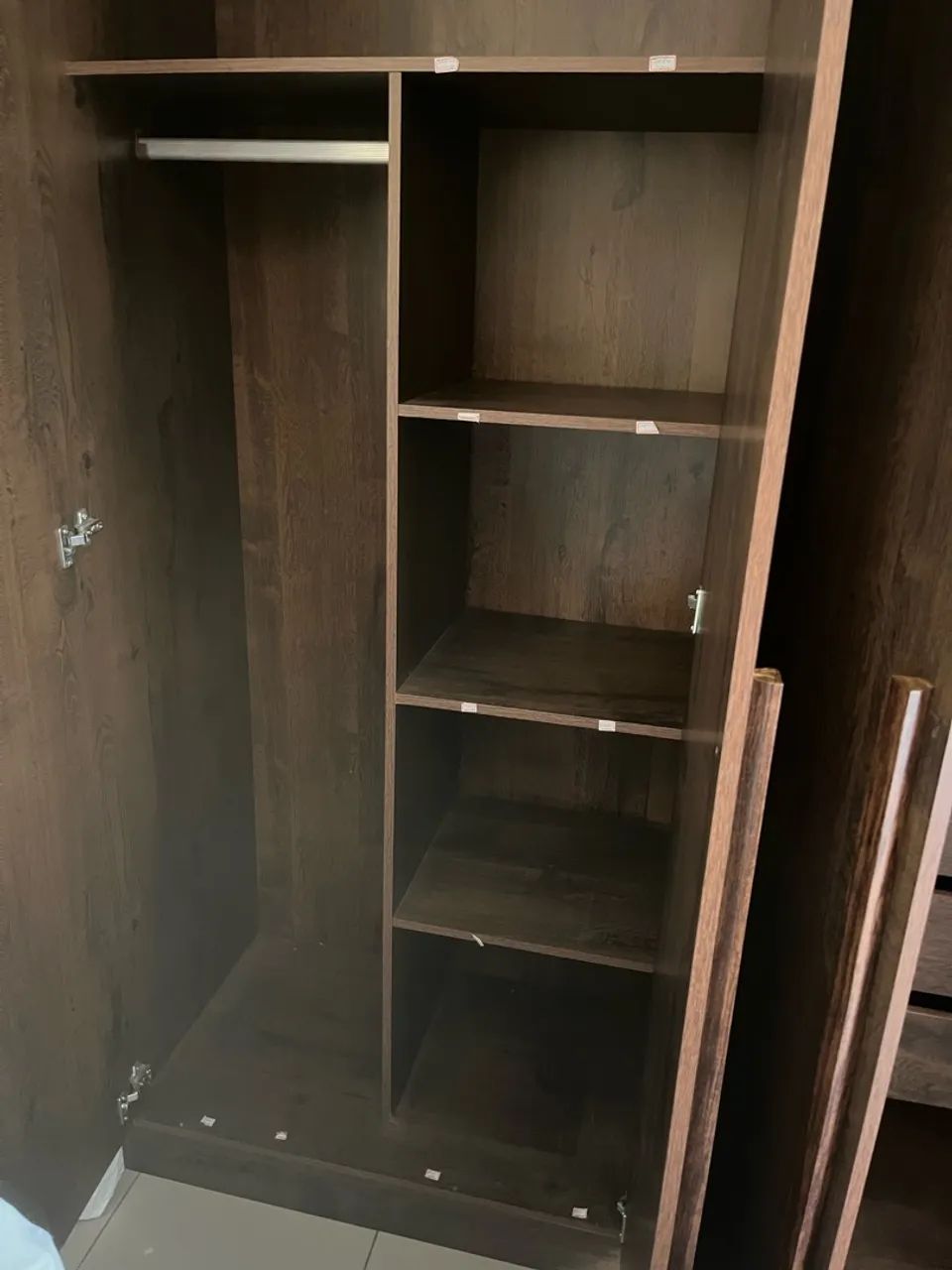 Guarda roupas - Foto 2
