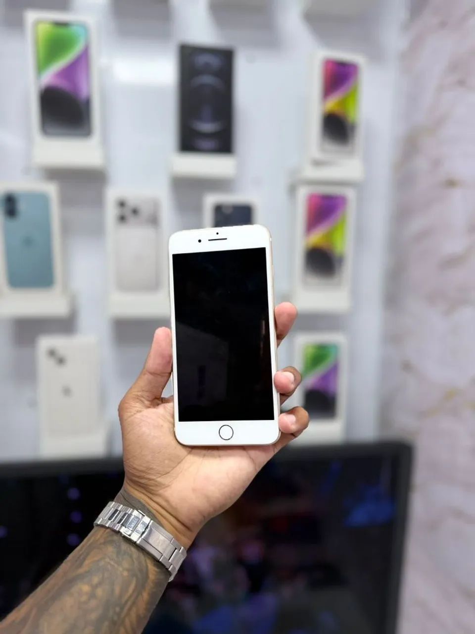 IPHONE 7 PLUS 128GB<br>R$ 399,00 - Celulares e Smartphones IPHONE 7 PLUS 128GB<br>R$ 399,00 - Celulares e Smartphones