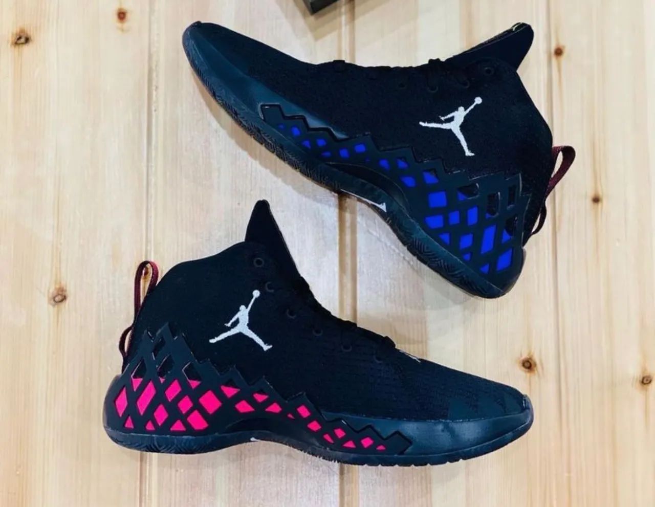 Tênis Air Jordan  - Foto 5