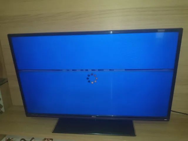 Vendo Televisão Philco 39 Polegadas com Listra Horizontal - Foto 2