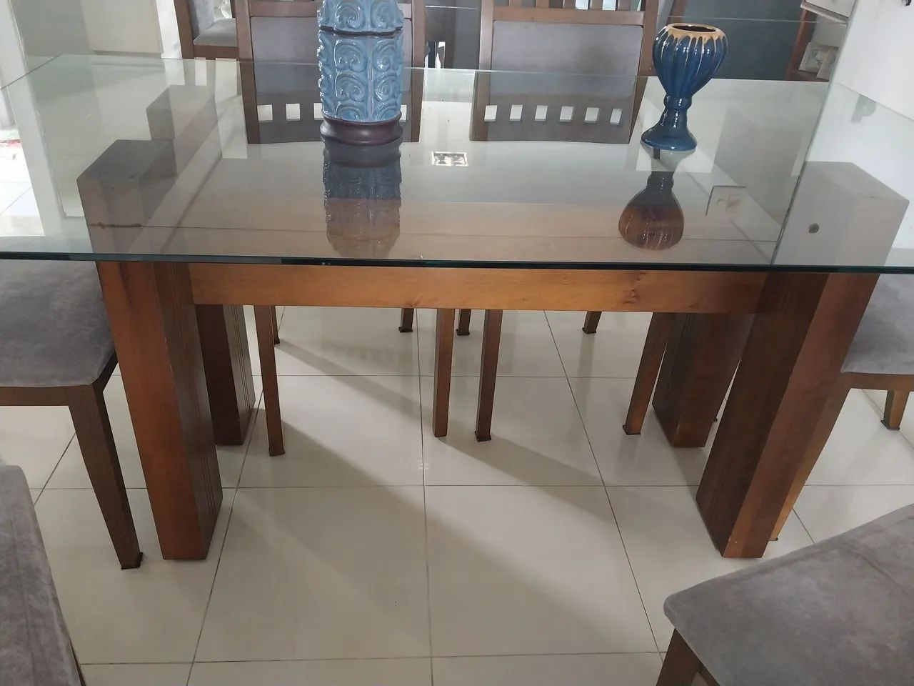 Mesa de madeira com tampo de vidro - Foto 2