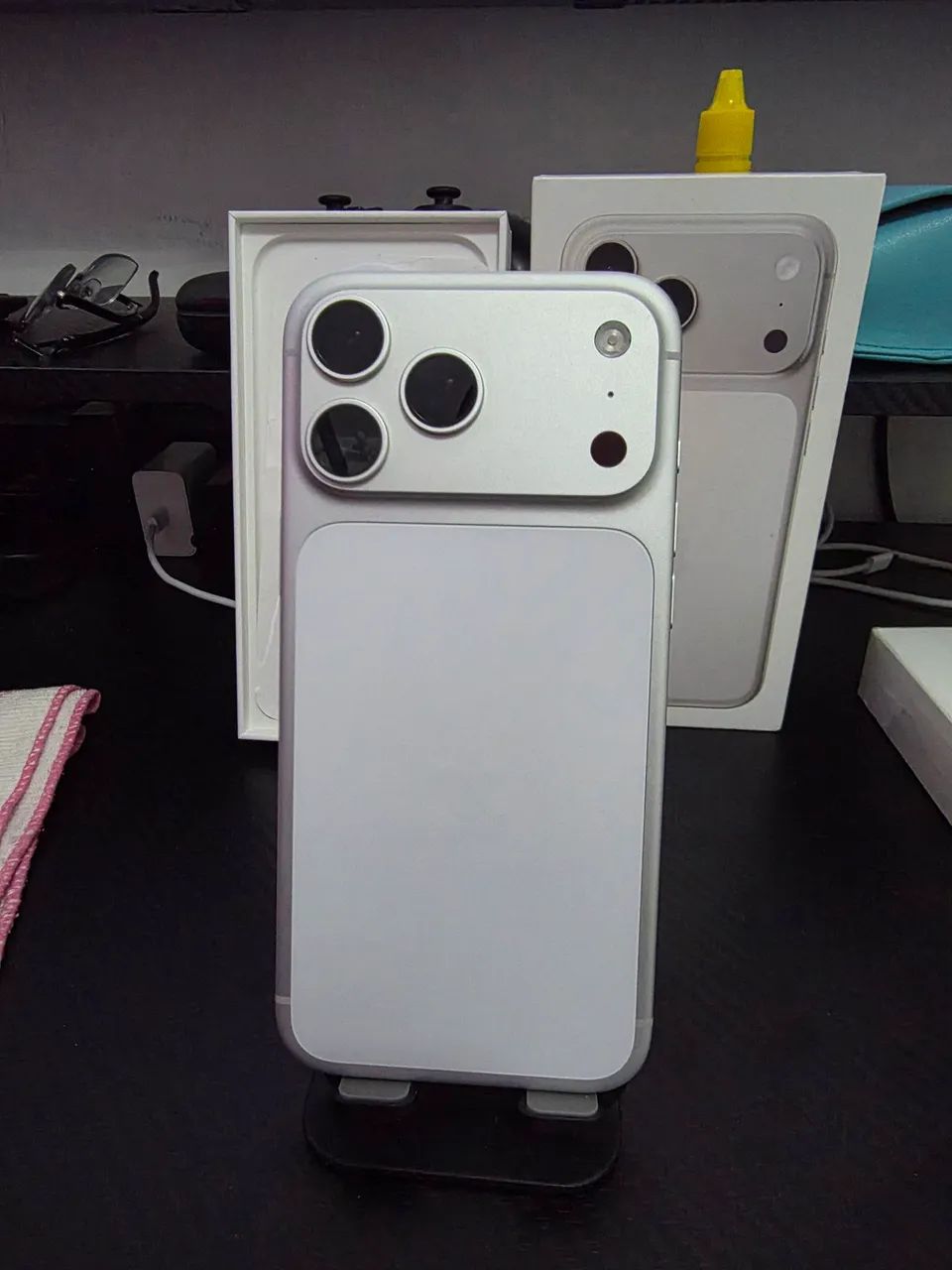 Iphone 17 pro max  - Foto 2