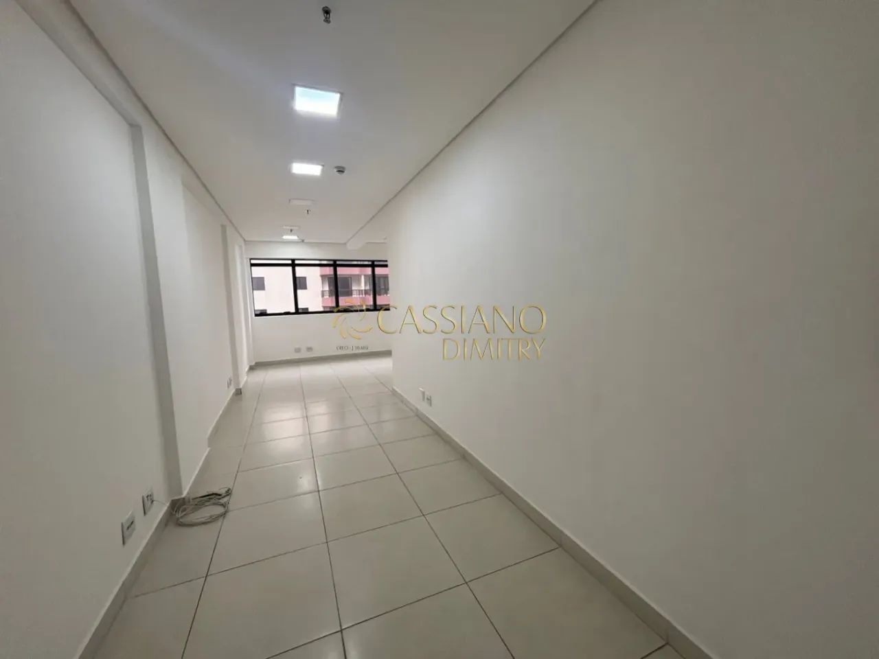 Sala comercial para locação de 70m² | 02 banheiros e 02 vagas de garagem | Edifício Terraç - Foto 5