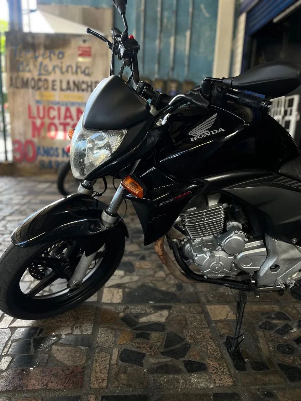 CB 300R 2013 - Foto 2