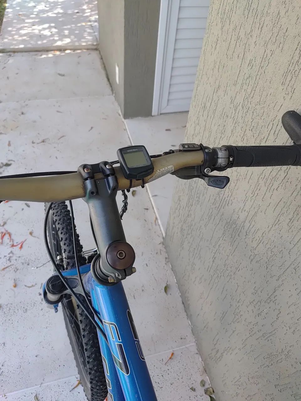 Bicicleta Cannondale Aro 26, quadro 19 - Foto 5