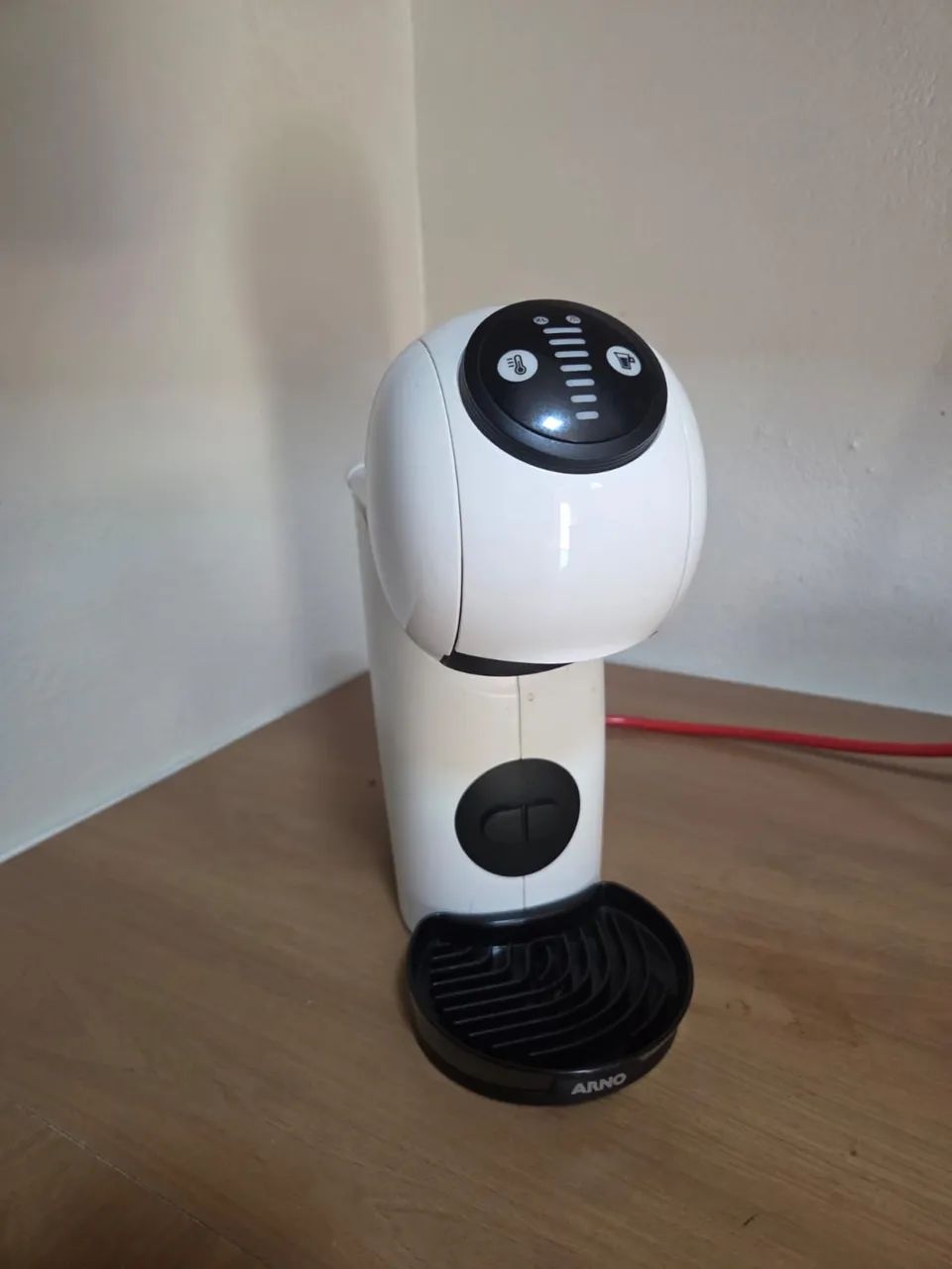 Cafeteira Dolce Gusto Genio S Basic Branca 220V