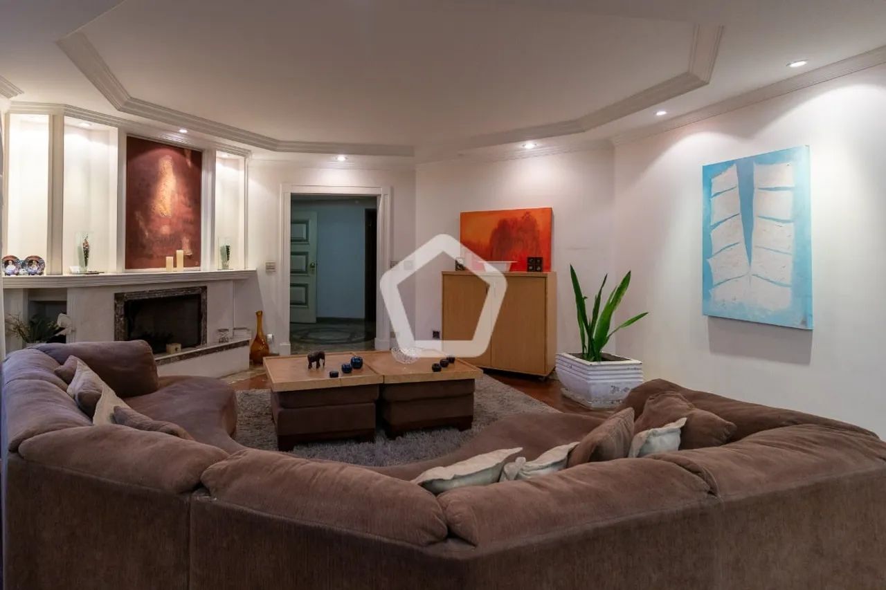 Apartamento em Bosque da Saúde