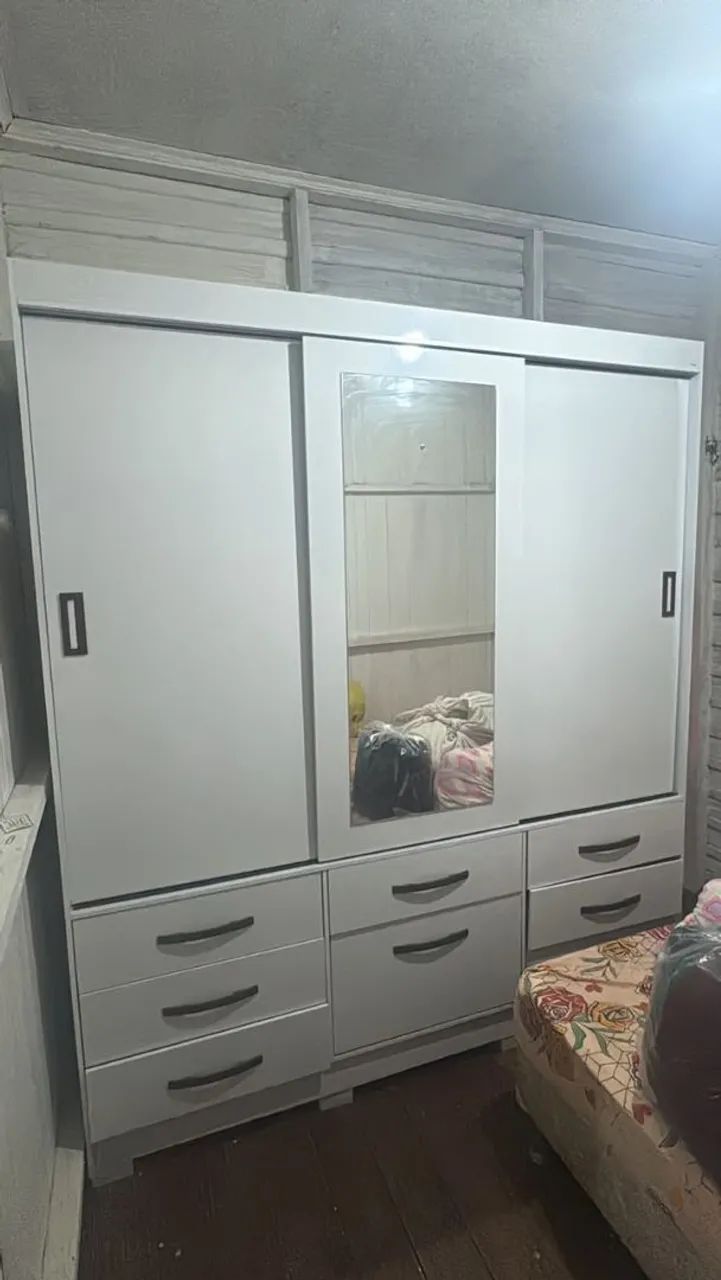 Vende-se um guarda-roupa de casal - Foto 2