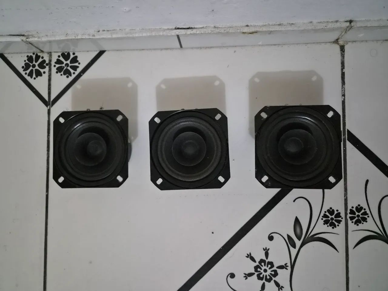 Alto falantes Mid range da QVS de 4 polegadas