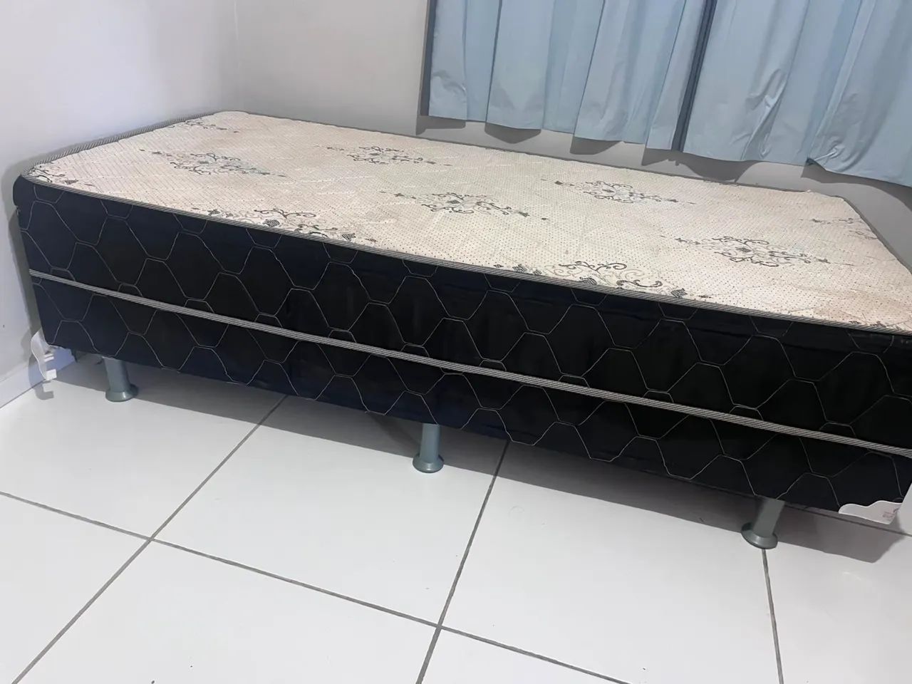 Cama box 