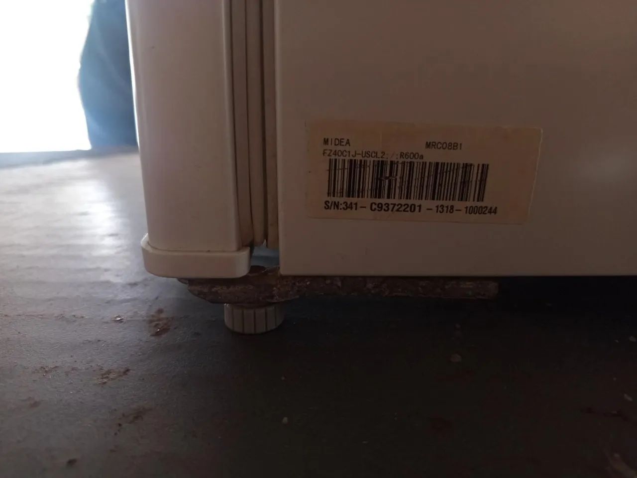 Frigobar Midea 71 litros ( inverter ) - Foto 3