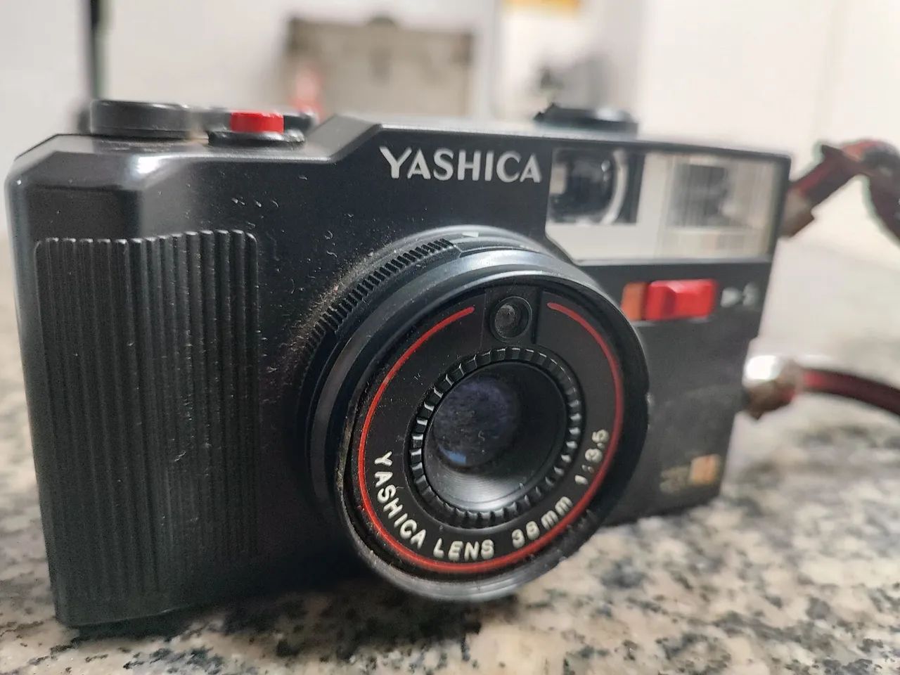 Câmera Analógica Yashica. - Foto 2