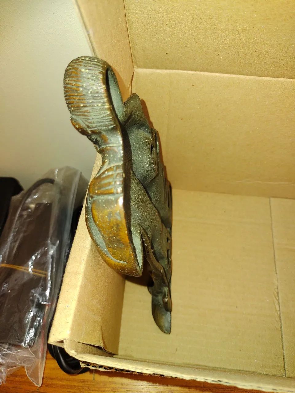 Estatueta em Bronze, antiguidade, original, perfeito estado. - Foto 4