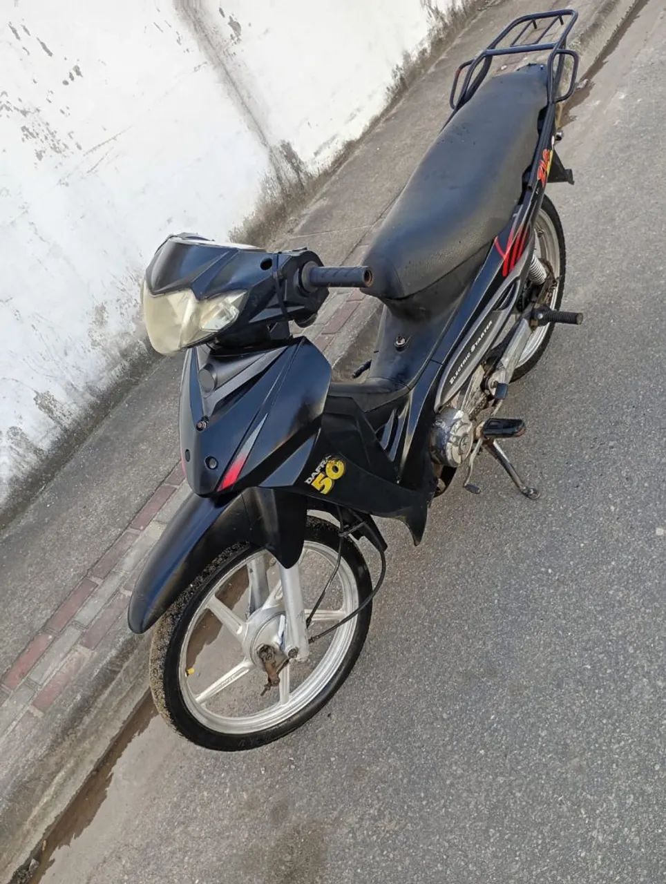 Cinquentinha andando