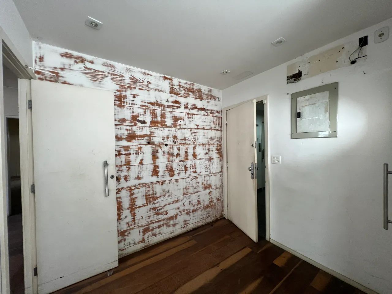 Sala/Conjunto para aluguel possui 260 metros quadrados com 10 quartos - Foto 3