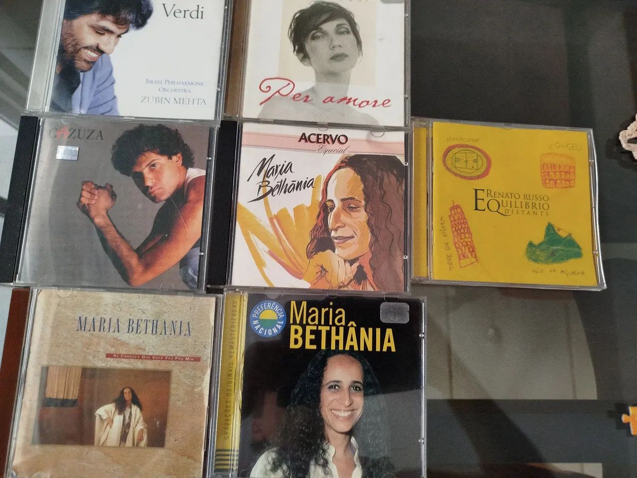 Vendo lote com 100 cds diversos estilos