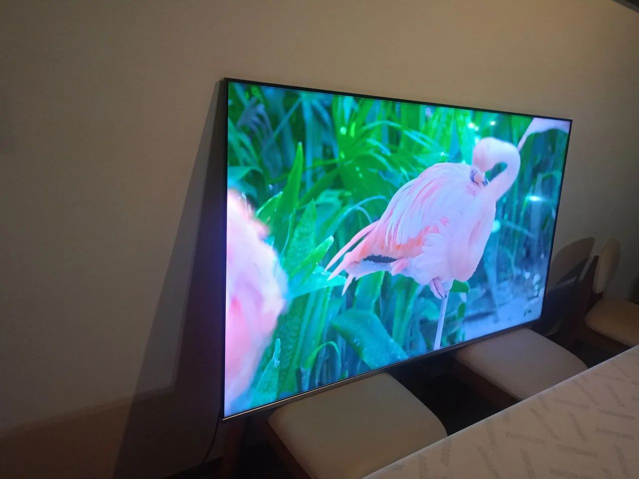 Smart 65 polegadas TCL ( pequena listra na parte de baixo e encima mas funciona normalment - Foto 4