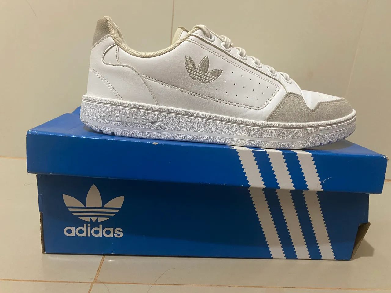 Tênis Adidas original 