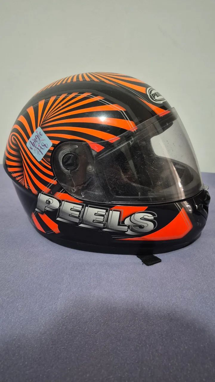 Capacete Peels